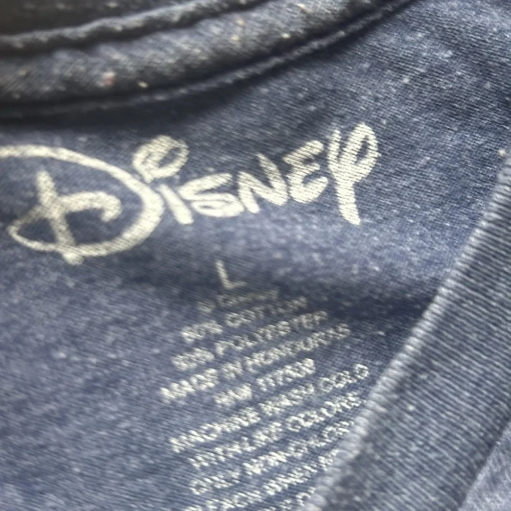 Disney Snow White Shirt ! Large
